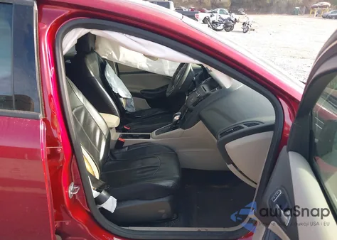 2016 Ford Focus Se from USA, damaged, VIN 1FADP3F24GL279619